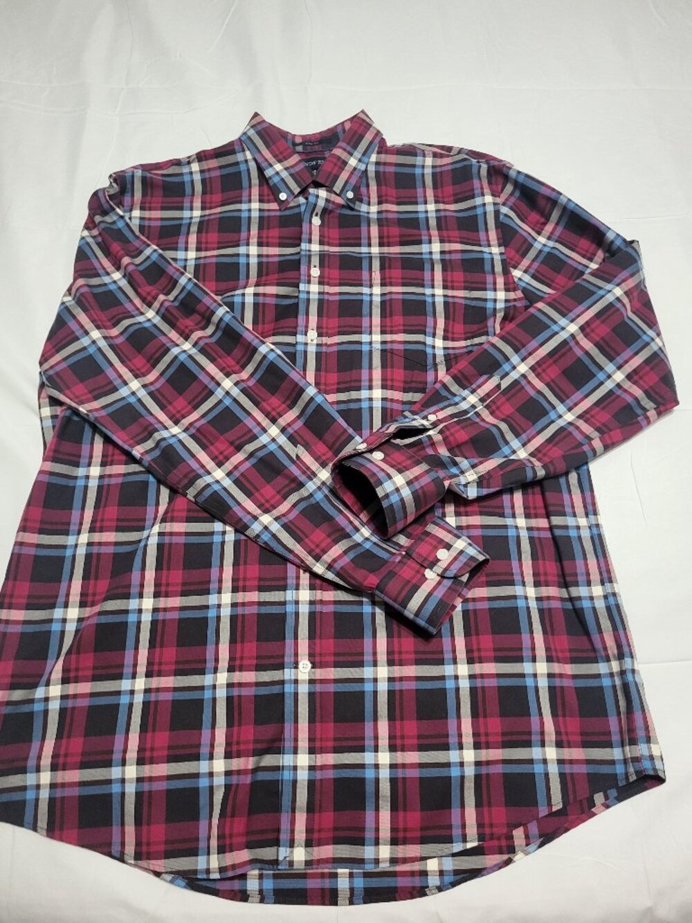 Lands’ End No Iron Twill Long Sleeve Shirt – Size Large Tall (LT)